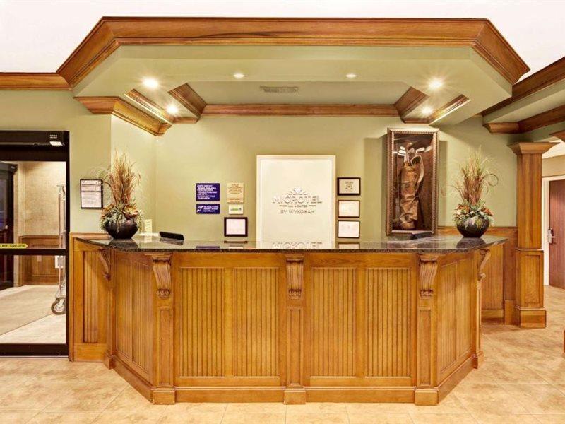 Microtel Inn & Suites By Wyndham Woodstock/Atlanta North Exteriör bild
