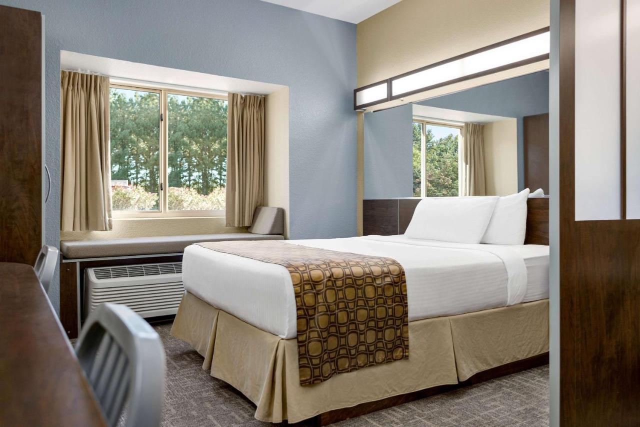 Microtel Inn & Suites By Wyndham Woodstock/Atlanta North Exteriör bild